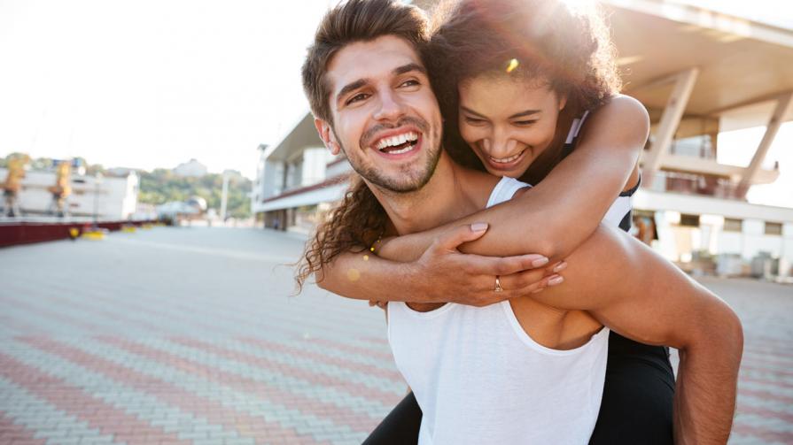 young-couple-laughing-1280