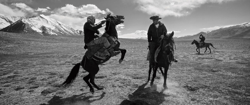 levison-wood-Buzkashi-Afghanistan-Kirghiz-nomads.jpg